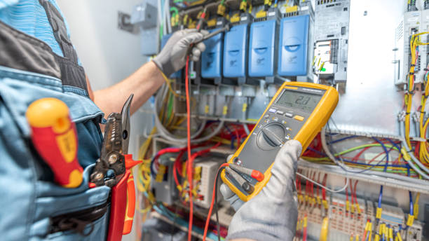 Best Emergency Electrical Repair  in Fairfield, IA